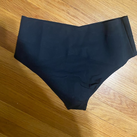 H & M High-waist Swimwear Bottoms Size 10 NWT - Picture 5 of 5